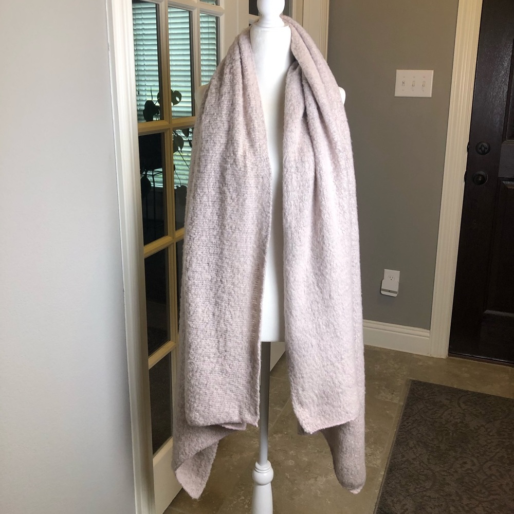 Super Soft Shall/Wrap!